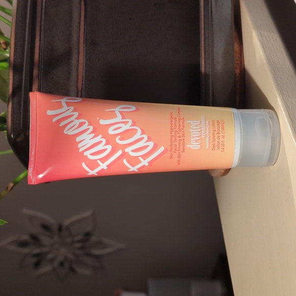 Devoted Creations Skincare New Famous Faces Devoted Creations Skin Perfecting Dark Tanning
